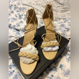 Banana Republic Braided Lace-Up pumps